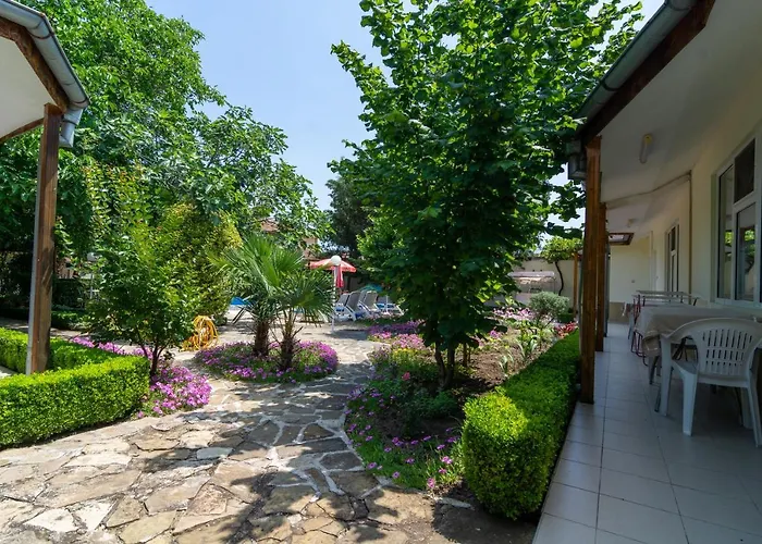 Atlantic Complex Хотел 2*