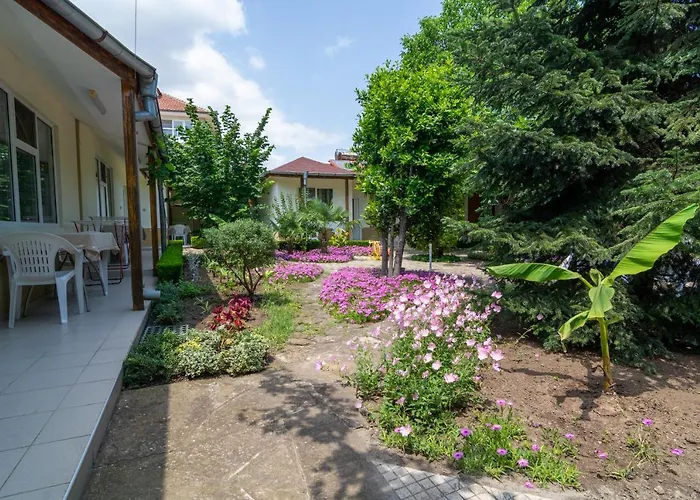 Atlantic Complex Равда