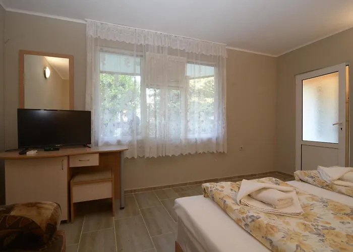 Хотел Atlantic Complex Равда